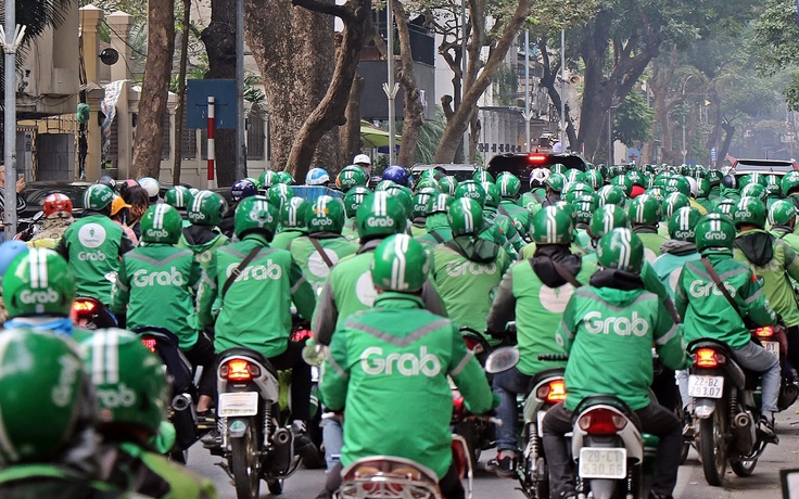 Việt Nam có nên yêu cầu Grab giảm chiết khấu như Indonesia để bảo vệ tài xế?