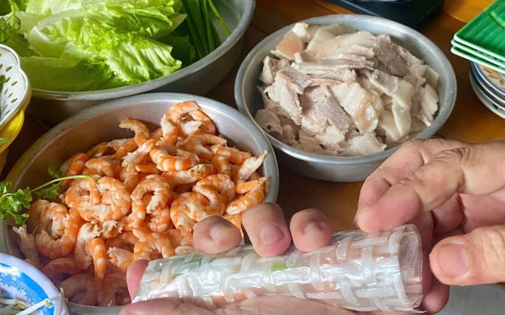Gỏi cuốn tôm thịt miền Tây: Ký ức của thời khẩn hoang