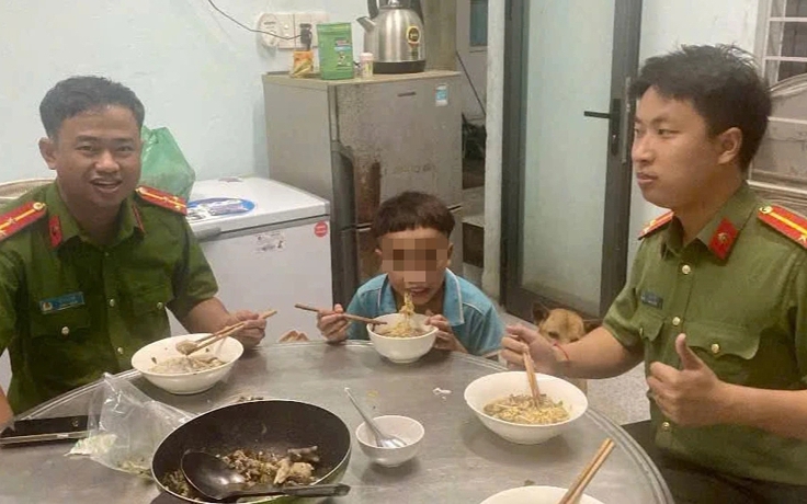Bé trai 13 tuổi nhớ mẹ, một mình đi bộ hơn 100 km suốt 6 ngày để tìm
