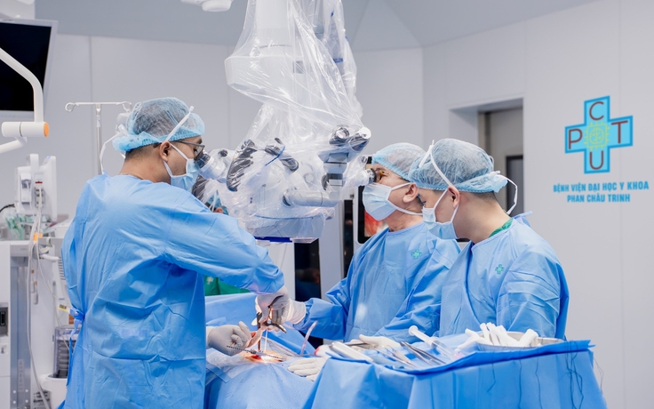 Bệnh nhân nước ngoài tìm đến Việt Nam sau hơn 10 năm sống chung với đau lưng
