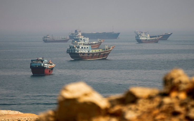 Đàm phán về eo biển Hormuz bất ngờ bị hoãn vào phút chót