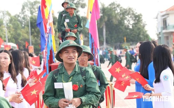 Bộ Quốc phòng nói về chuyển nghĩa vụ quân sự khi thi lại đại học
