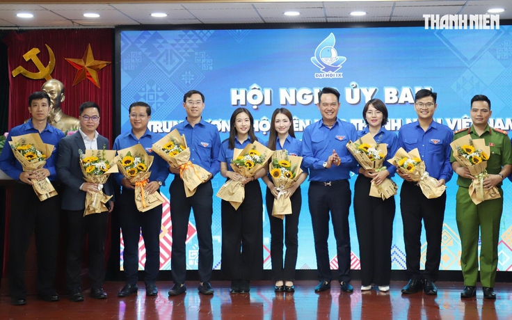 Ca sĩ Hòa Minzy tham gia Ủy ban Trung ương Hội Liên hiệp thanh niên Việt Nam