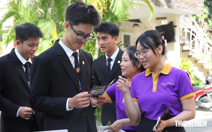 F&B thiếu nhân lực, doanh nghiệp vào trường nghề 'săn' người