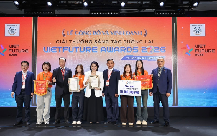 Sinh viên FPT Polytechnic tỏa sáng tại VietFuture Awards 2026