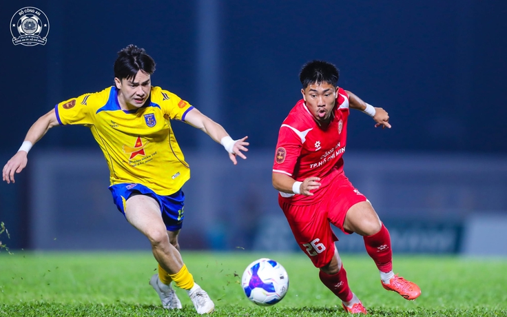 Nóng: Ngô Đăng Khoa thay Thành Chung bị chấn thương, Việt Nam thêm mũi công sắc bén tại FIFA ASEAN Cup Nóng: Ngô Đăng Khoa thay Thành Chung bị chấn thương, Việt Nam thêm mũi công sắc bén tại FIFA ASEAN Cup