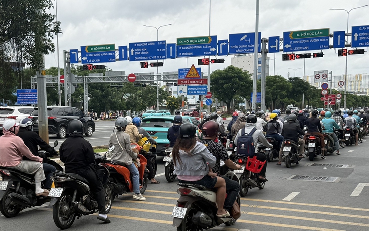 Đã có nhiều người trở lại TP.HCM sau kỳ nghỉ dài ngày
