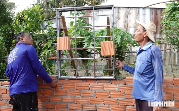 Những lão nông 20 năm dựng mái ấm cho người nghèo