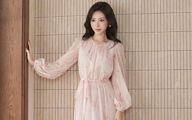 Những chiếc váy họa tiết hoa lá đẹp nhất mùa thu Những chiếc váy họa tiết hoa lá đẹp nhất mùa thu