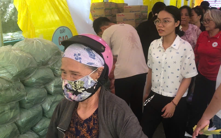 Phiên chợ 0 đồng chia sẻ yêu thương 