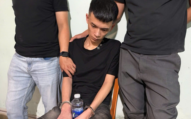 Bắt nghi phạm cất giữ hơn 13.600 viên ma túy 'kẹo' để bán kiếm lời