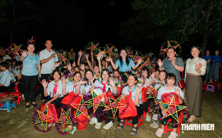 Đêm nay phá cỗ trung thu