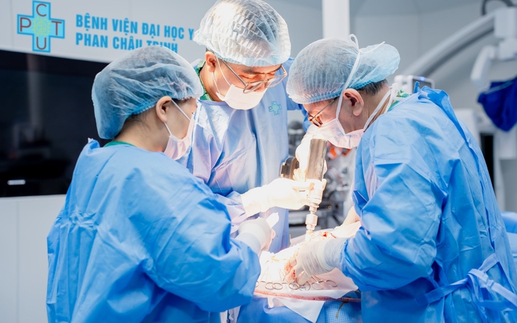 Kỳ tích hồi phục của cô gái 26 tuổi sau ca phẫu thuật sọ não phức tạp