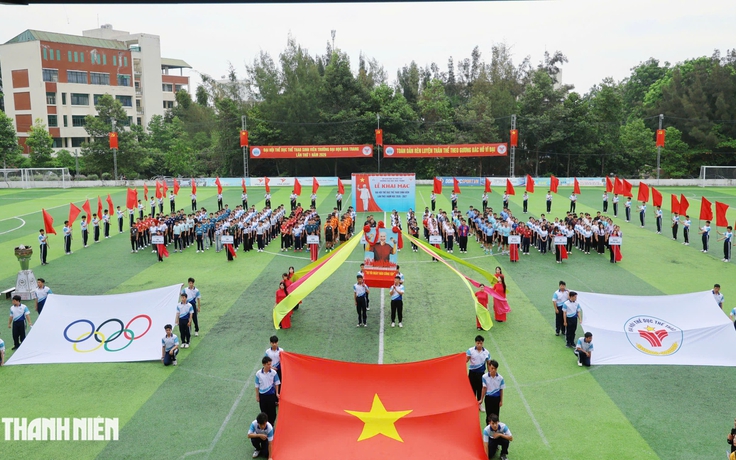 Hơn 1.000 sinh viên dự Đại hội thể thao đầu tiên của Trường ĐH Nha Trang