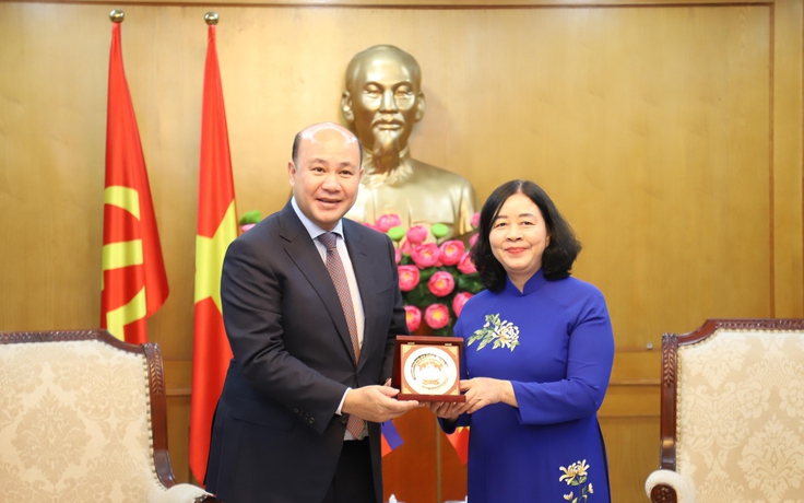 Bà Bùi Thị Minh Hoài tiếp đoàn đại biểu Hội Liên hiệp thanh niên Campuchia Bà Bùi Thị Minh Hoài tiếp đoàn đại biểu Hội Liên hiệp thanh niên Campuchia