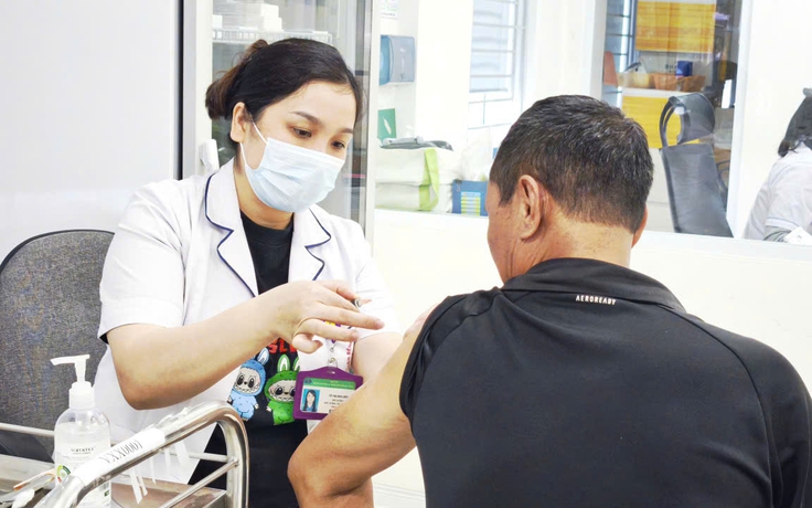 Người dân chi khoảng 300 tỉ đồng/năm tiêm vắc xin dại
