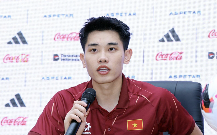 Đình Bắc phát biểu cực ấn tượng trong ngày đặc biệt ‘tôi lập tức cảm ơn Williams Minh Hoàng…’ Đình Bắc phát biểu cực ấn tượng trong ngày đặc biệt ‘tôi lập tức cảm ơn Williams Minh Hoàng…’
