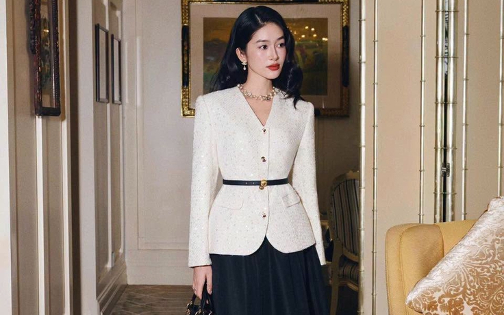 Cả tuần diện blazer không chán với 5 bí quyết này