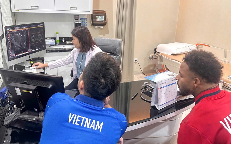 Nóng: Xuân Son bị rách cơ phải nghỉ thi đấu 6 tuần, chia tay FIFA ASEAN Cup, về Việt Nam ngày 28.9 Nóng: Xuân Son bị rách cơ phải nghỉ thi đấu 6 tuần, chia tay FIFA ASEAN Cup, về Việt Nam ngày 28.9