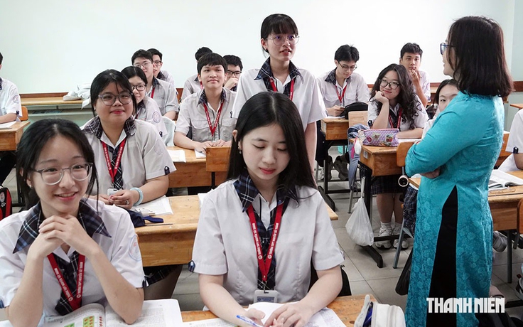 Sửa định mức giáo viên để nâng chất lượng hay giảm biên chế?