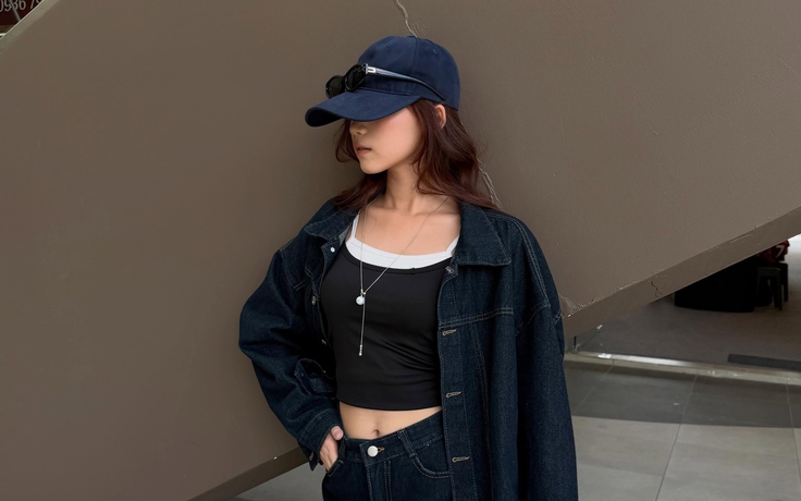 Tôn dáng và không lo cứng nhắc với trang phục denim