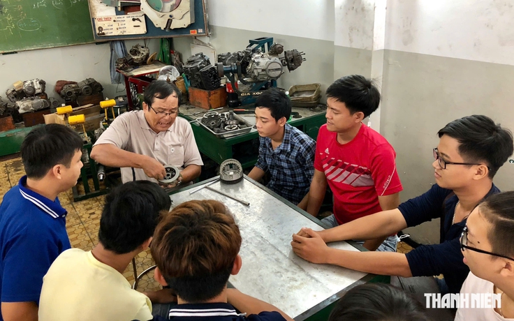 Dự kiến học nghề tại doanh nghiệp, được hỗ trợ tiền ăn, sinh hoạt phí