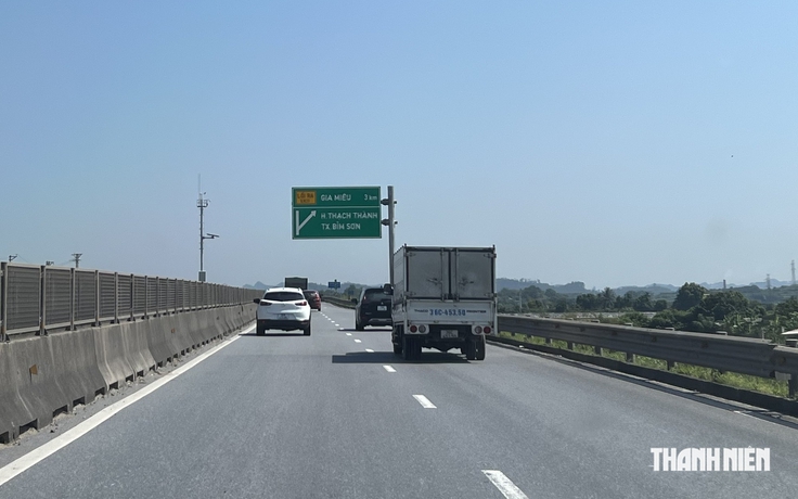 Mở rộng 966 km cao tốc Bắc - Nam lên 6 làn xe