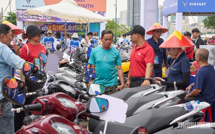 Pin xe máy điện: Nên mua, thuê hay đổi?