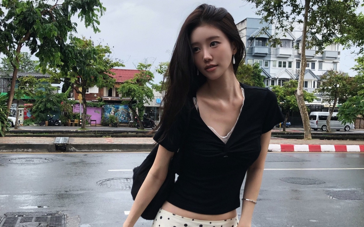 Chân váy cổ điển trở lại, diện đi làm đi chơi đều đẹp