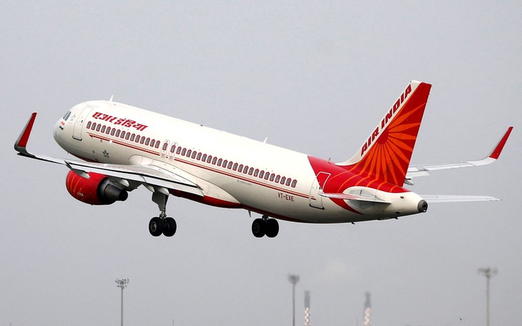 Chuyện gì xảy ra khiến 24 người bị thương trong chuyến bay của Air India?