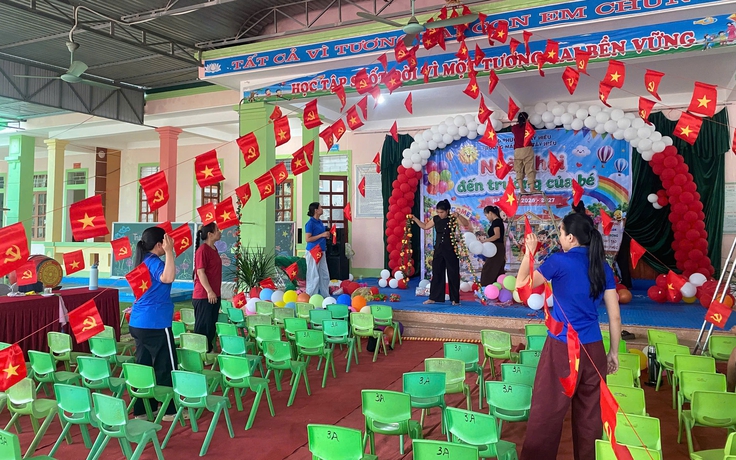 Thanh niên chung tay chuẩn bị cho năm học mới