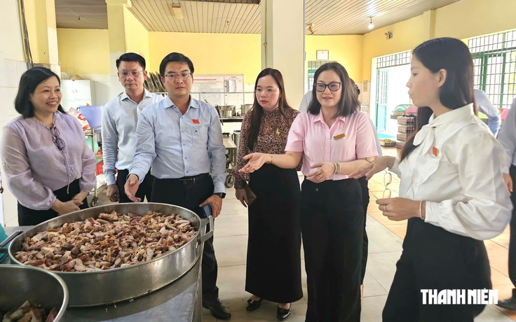 Các cơ sở tiếp nhận trẻ em hạn chế nguồn trực tiếp chăm sóc, nuôi dưỡng