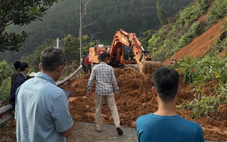 Khắc phục sạt lở đường Đồng Nai đi Lâm Đồng