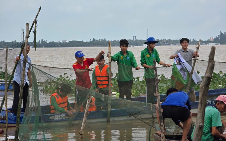 Mưu sinh mùa nước nổi - Kỳ 3: Biến sông nước thành 'đặc sản' du lịch