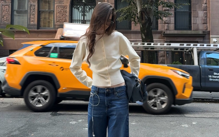 Tự tin xuống phố ngày lạnh cùng bộ đôi áo len cardigan và quần jeans