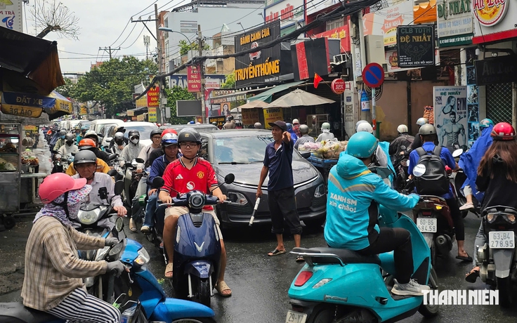 Ông Thọ ở TP.HCM, hễ đường kẹt xe gọi là có mặt