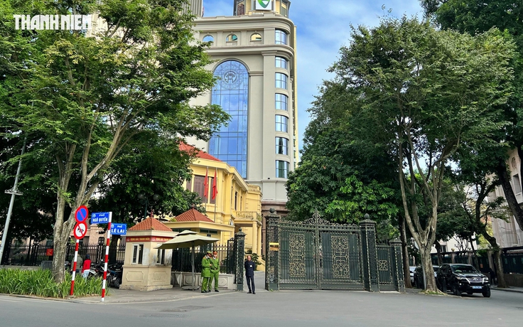 Ủy ban Kiểm tra Thành ủy Hà Nội khai trừ Đảng 2 cựu lãnh đạo nhận hối lộ