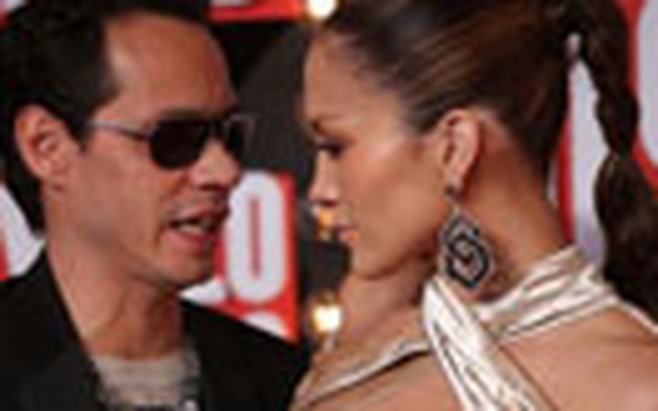 Marc Anthony và Jennifer Lopez tái hợp trên sân khấu