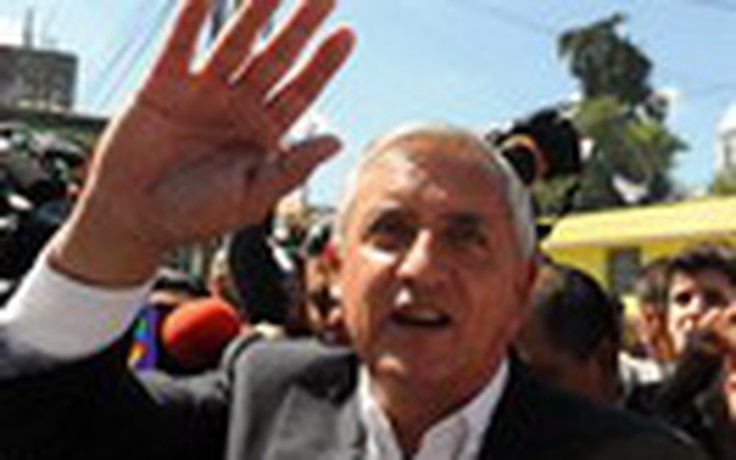 Tướng về hưu được bầu làm tổng thống Guatemala