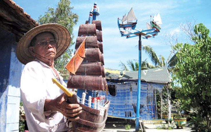 Đóng tàu để... ngắm