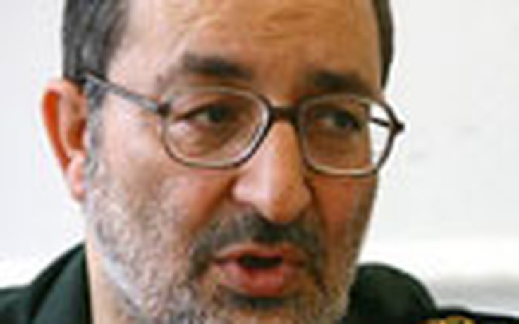Iran tố Mỹ thực hiện “chiến tranh giá rẻ”
