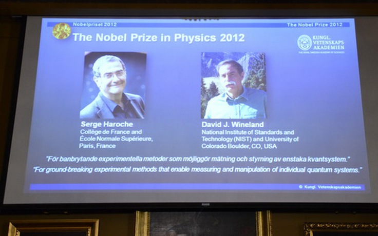 Giải Nobel Vật lý 2012 thuộc về hai nhà khoa học Pháp và Mỹ