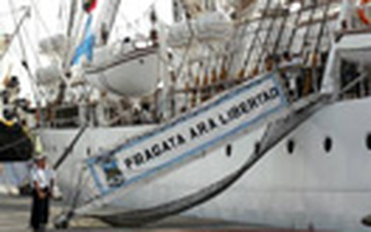 Argentina kiện Ghana vụ "xiết nợ" bằng tàu chiến