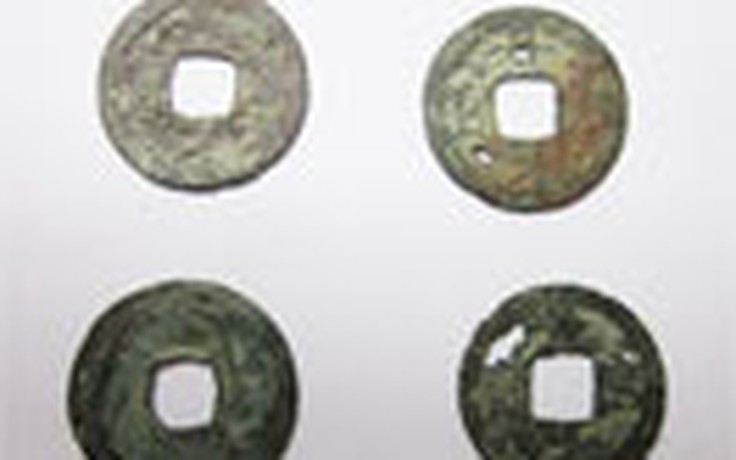 Những phát hiện khảo cổ 2012 - Chum tiền cổ ở Tuyên Quang