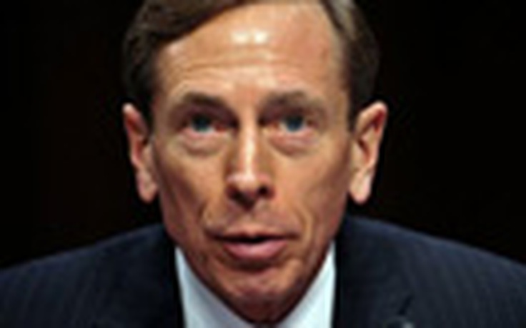 FBI lục soát nhà người tình ông Petraeus