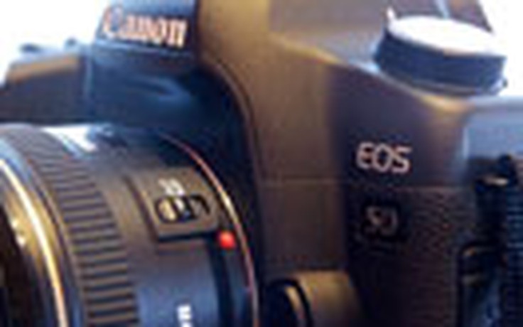 Canon ngừng sản xuất mẫu máy 5D Mark II