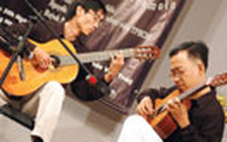 Guitar cổ điển Sài Gòn lưu diễn