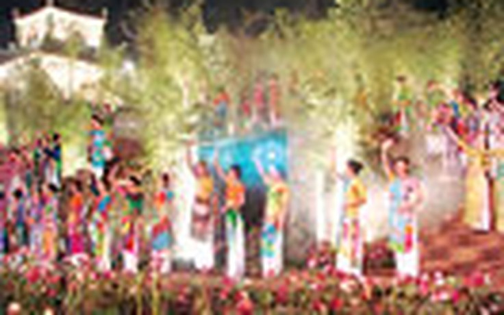 Giá vé Festival Huế 2012 cao nhất 600.000 đồng