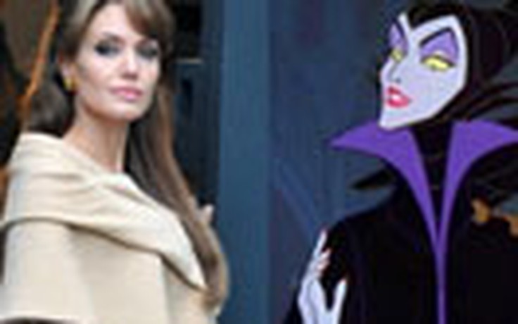 Angelina Jolie vào vai phù thủy Maleficent