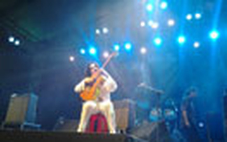 Đêm "bùng nổ" của Paco Renteria tại Festival Huế 2012